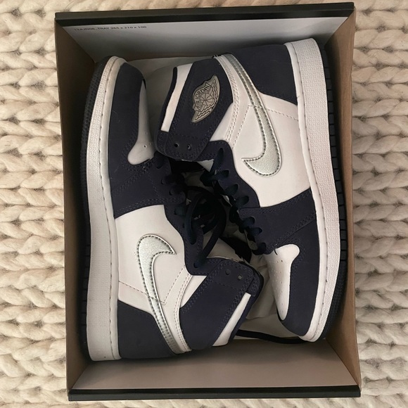 Midnight Navy Air Jordan W6 - Picture 2 of 11